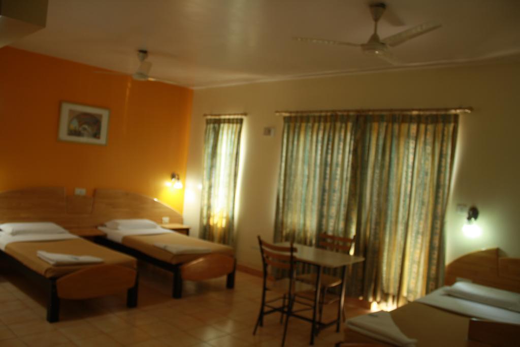 Tom'S Hotel Bengaluru Zewnętrze zdjęcie